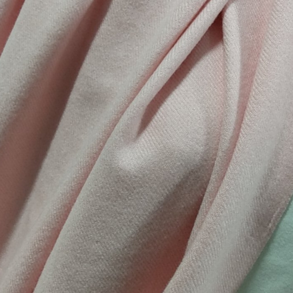 Pretty Persuasions Wrap - Picture 5 of 5